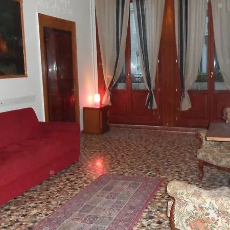 Youth Palace Hostel