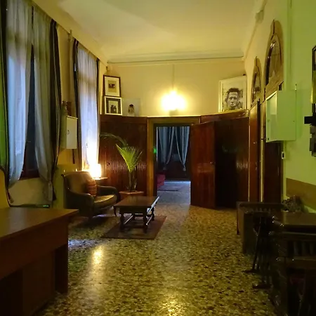 Hostel Youth Palace Venice
