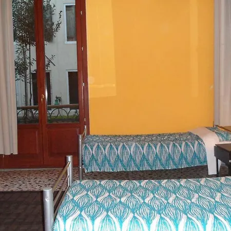 Youth Palace Hostel Venedik